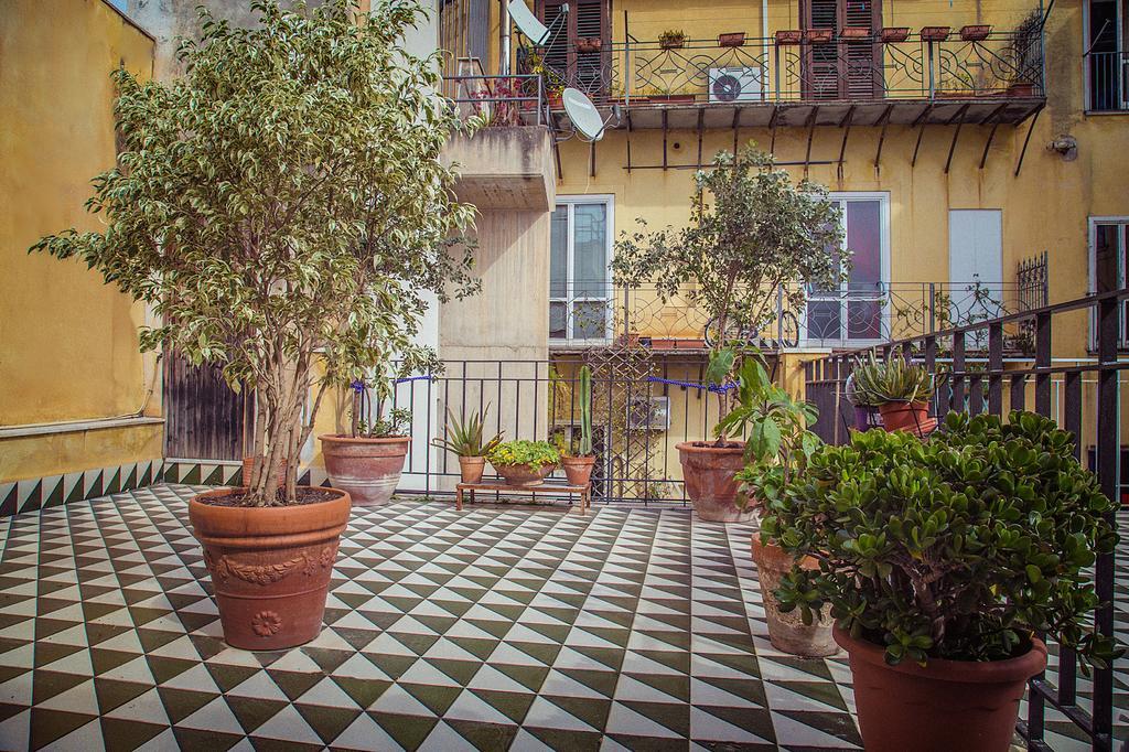 Palazzo Trinacria Apartment ปาแลร์โม ภายนอก รูปภาพ